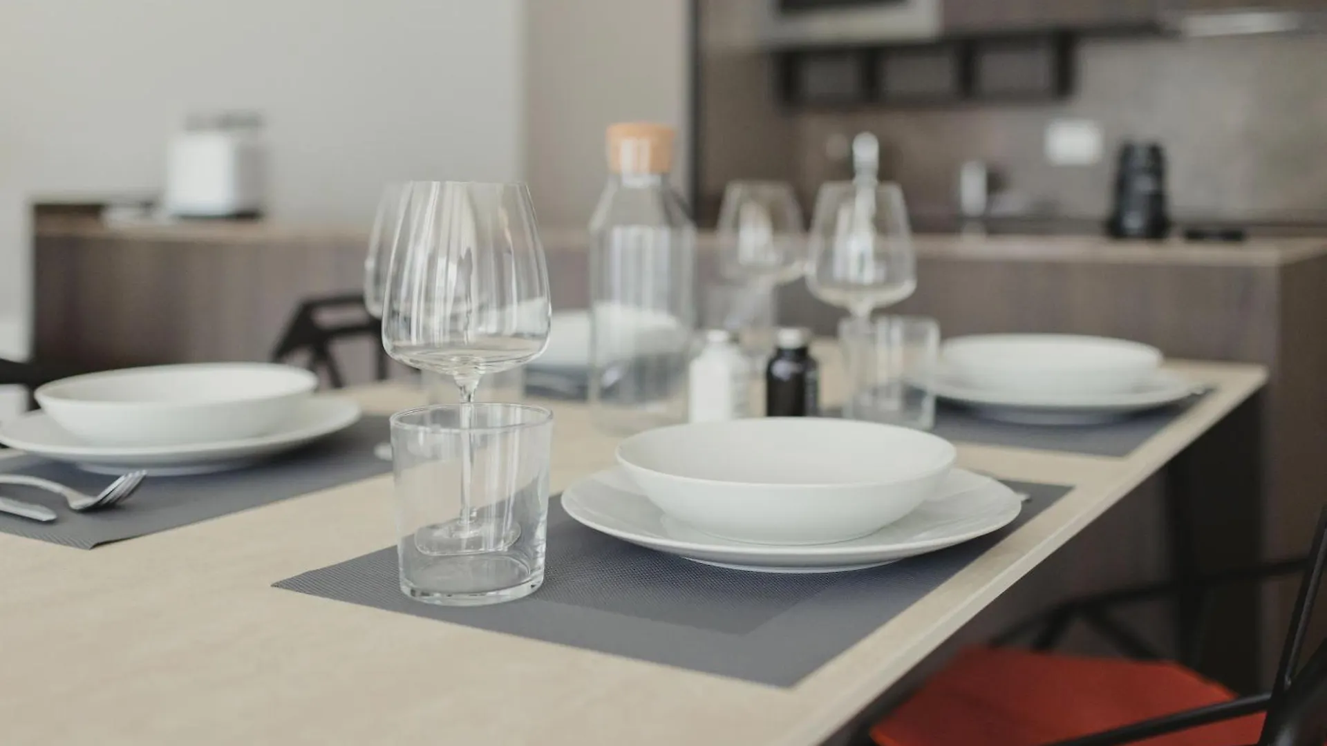 Gohost - Terrace Apartment Walking Distance From Central Station Μιλάνο