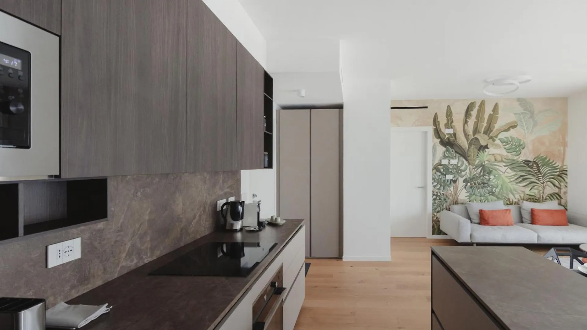 Gohost - Terrace Apartment Walking Distance From Central Station Μιλάνο